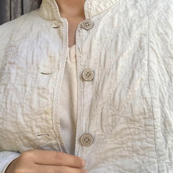 off-white/khaki quilted blazer - Picture 3 of 3